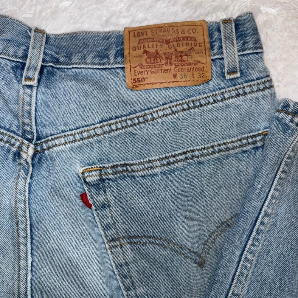 Levi's 550 Jeans Mens 38x32 Blue Excellent Vintage 90s Made in USA Relaxed Fit